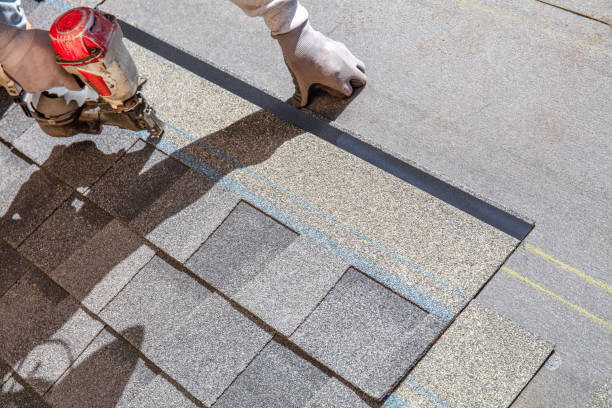 Best Roof Repair Specialists  in Tukwila, WA